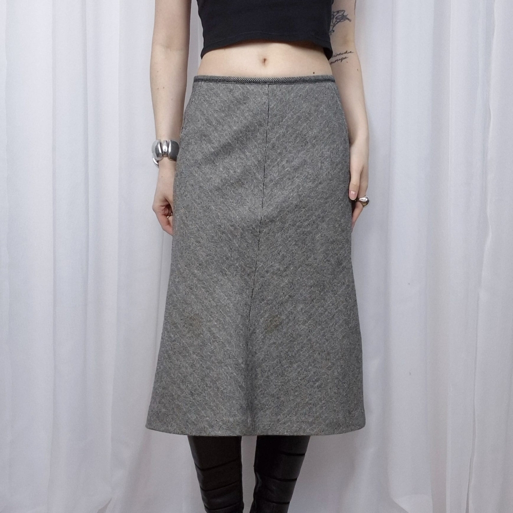 Spódnica midi w jodełkę 40% wełna XS/S