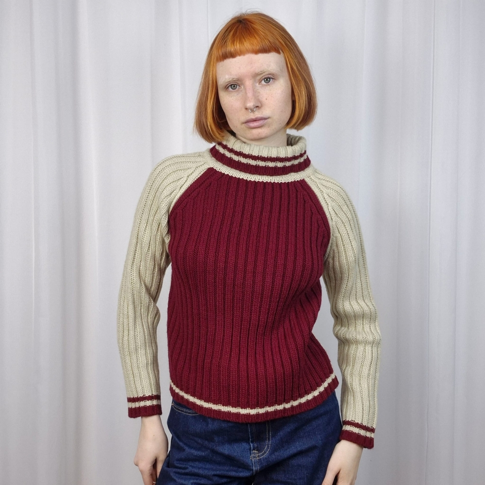 Nowy sweter z golfem 35% wełna M-L