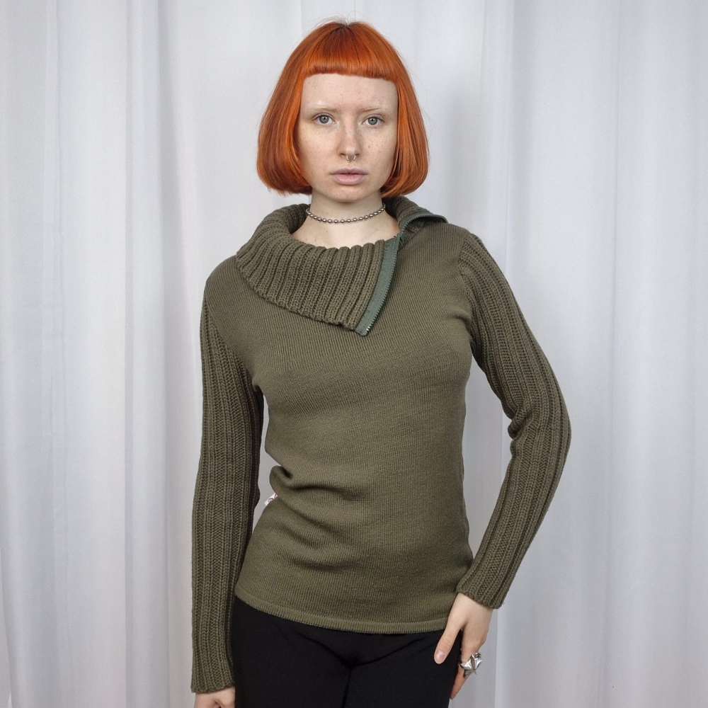 Sweter z rozpinanym kołnierzem S-M