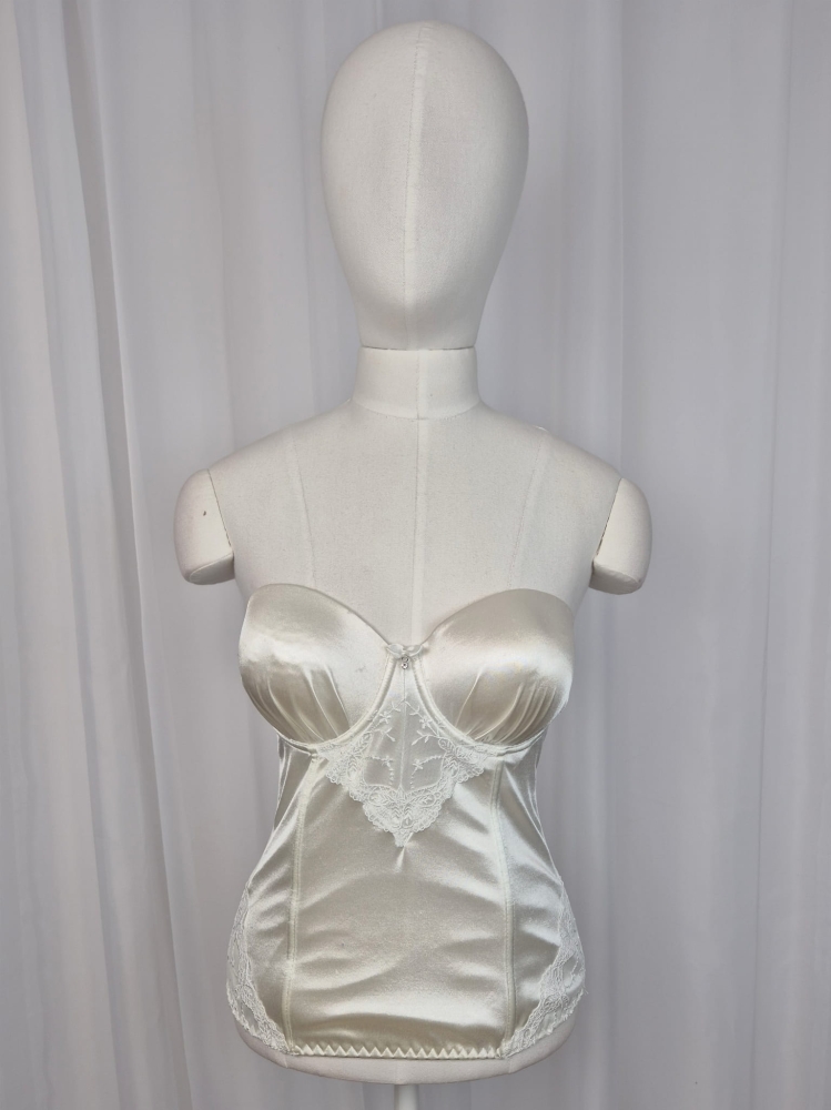 Satynowy gorset 80C