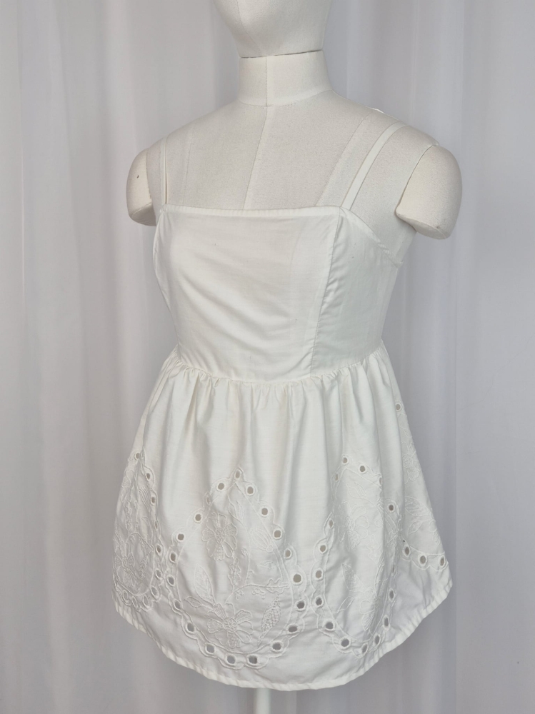 Haftowany top babydoll na ramiączkach XS-S