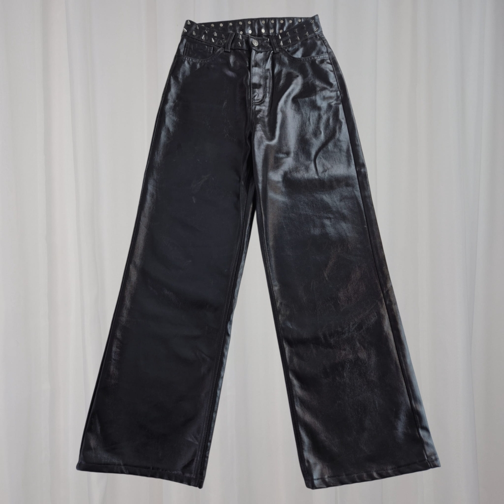Nowe woskowane jeansy baggy z ćwiekami M