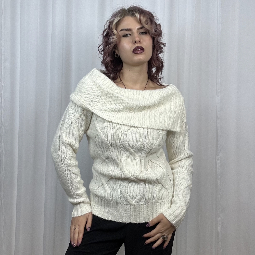 Sweter z wywijanym kołnierzem L-XL