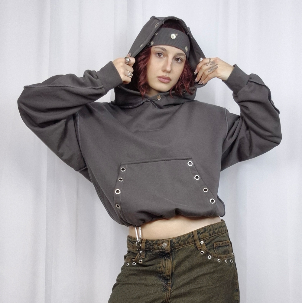 Basalt Boxy Hoodie z nitami S