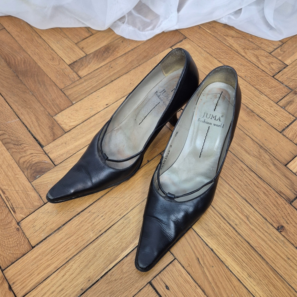 Skórzane buty na szpilce 36