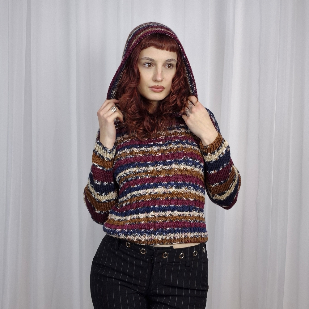 Sweter z kapturem XS-M