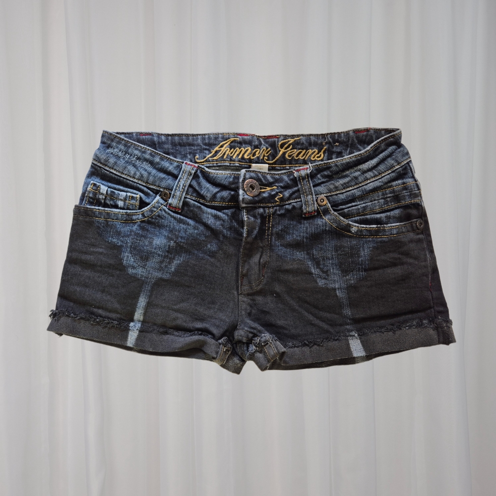 IN DA CLUB shorts XS