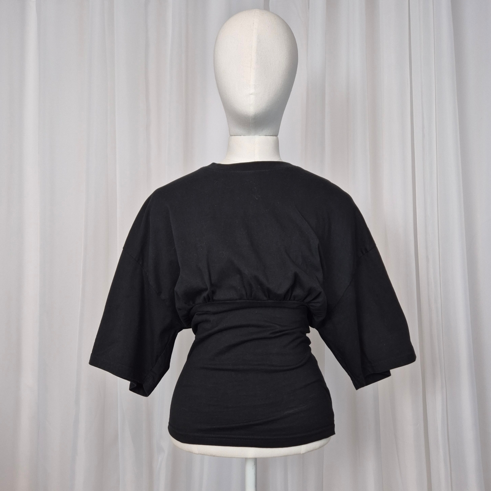 Nowy taliowany top nietoperz upcycling M/L