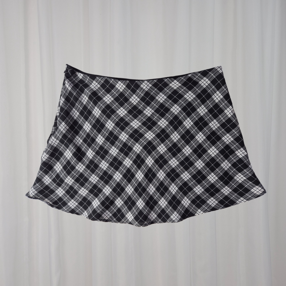 Spódniczka w kratę L/XL