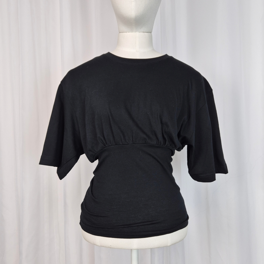 Nowy taliowany top nietoperz upcycling XS
